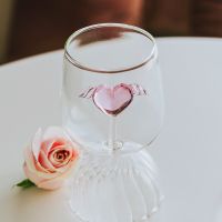 1 PC 350ml 12oz Ripple Short Stemmed Goblet Glass Cup with Pink Heart Design Wings Wine Glasses For Lovers Wedding Gift Lovely