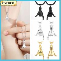 OVERCO 2PCS เครื่องประดับ Unisex วันเกิด วันวาเลนไทน์ สร้อยคอคู่พิ้งกี้สัญญา จับมือ โซ่กระดูกไหปลาร้า จี้คู่รัก