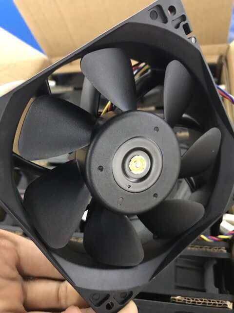 7500rpm-dc12v-5-0a-brushless-miner-cooling-fan-green-ring-miner-fan-for-antminer-bitmain-s11-t15-s9-t9-whatsminer-m20s-m21s