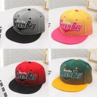 【Hot Sale】 European and fashion sunscreen flat brim hat men women hip-hop baseball sports embroidery cap spring autumn smiling face