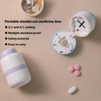 แบบพกพา2-In-1 Pill พร้อม Pill Cutter สำหรับตัดเม็ดเล็กหรือเม็ดใหญ่ Half &amp; Quarter, Travel Pill Organizer C Q1K5