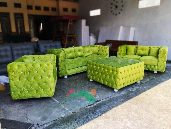 Kursi ruang tamu / sofa seribu kancing mewah dan elegan ukuran jumbo