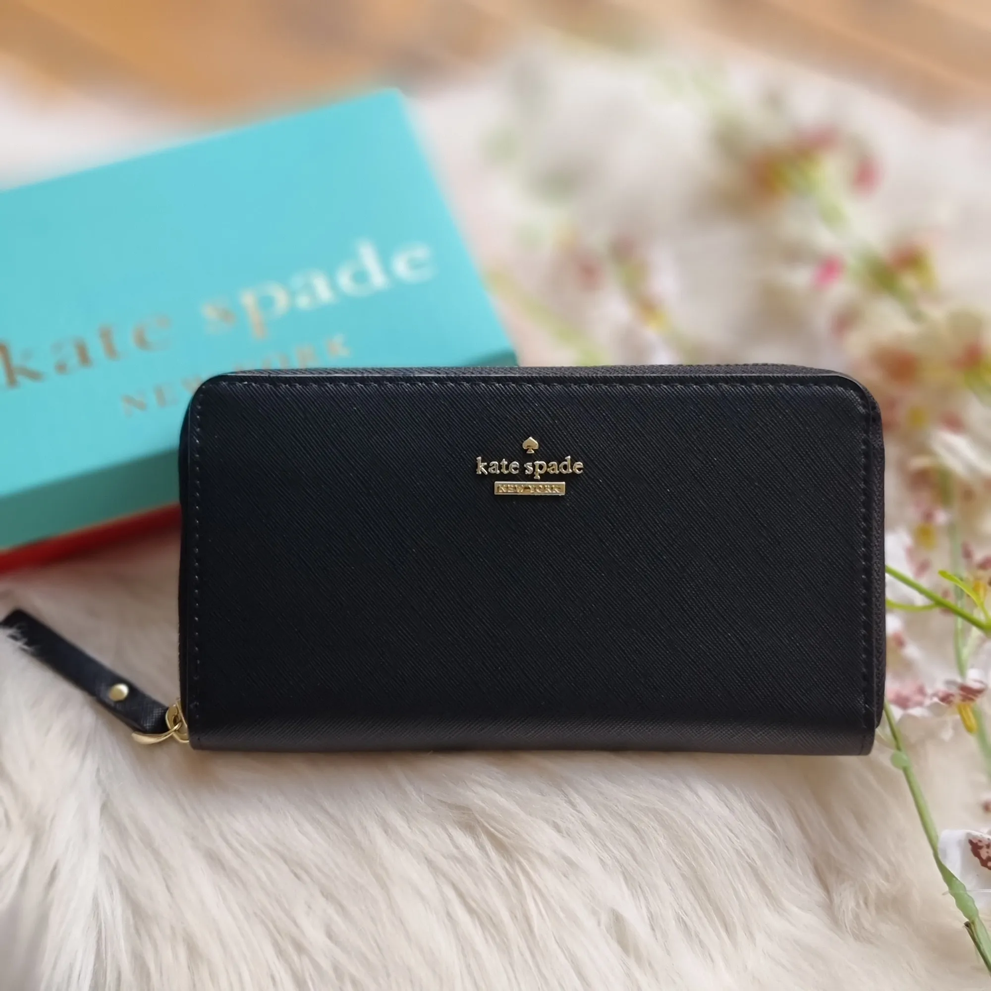 Guaranteed Authentic Kate Spade Saffiano Zip Around Leather Wallet - Black  | Lazada PH