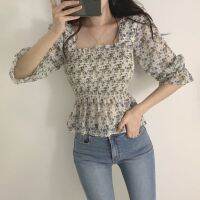 Women Square Collar y Pleated Small Floral Print Crop Blouse