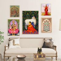 เทพธิดาแห่งความอุดมสมบูรณ์โปสเตอร์ประเพณีอินเดียศิลปะภาพพิมพ์ฮินดูพระเจ้า Lakshmi ผ้าใบจิตรกรรมฝาผนังรูปภาพห้องนั่งเล่นตกแต่ง