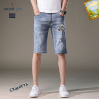 [ของมาใหม่] 2023 Celana Pendek Denim ผู้ชาย Moncler คุณภาพสูงกางเกงขาสั้นของผู้ชายฤดูร้อนแฟชั่น Celana Pendek Denim ธุรกิจสบายๆสไตล์หลุม