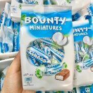 Kẹo Socola nhân dừa Bounty Miniatures gói 150g. Date 11 2023