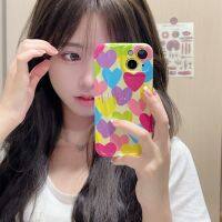 INS Color Love Heart Case สำหรับ iPhone14 กระเป๋าใส่คลื่นสเตอริโอสำหรับ iPhone12ProMax Full Screen Love Case สำหรับ iPhone13Pro แฟชั่น Graffiti Case สำหรับ iPhone11