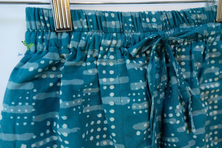 กางเกงผ้าคอตตอนอินเดีย-เอวยางยืด-มีเชือกผูก-ขากระบอก-เนื้อผ้าฝ้ายอินเดีย-พิมพ์ลายบล็อกไม้