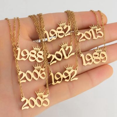 【CW】Fashion Gold Color Year Necklace for Women Charm Stainless Steel Crown Pendant Chain Choker Birthday Party Friends Jewelry Gift