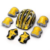 As shown 5 Kids Helmet Protective Gear Set Adjustable Bike Helmet Balance Bike Thickened Roller Skating Protective Gear Knee Elbow Pads