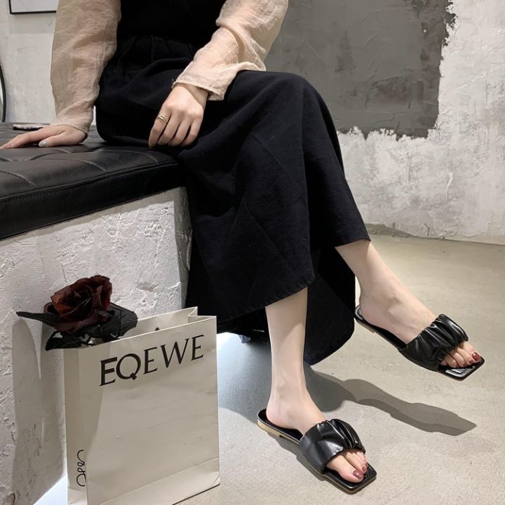 korean-slippers-square-head-sandals-flat-sandals