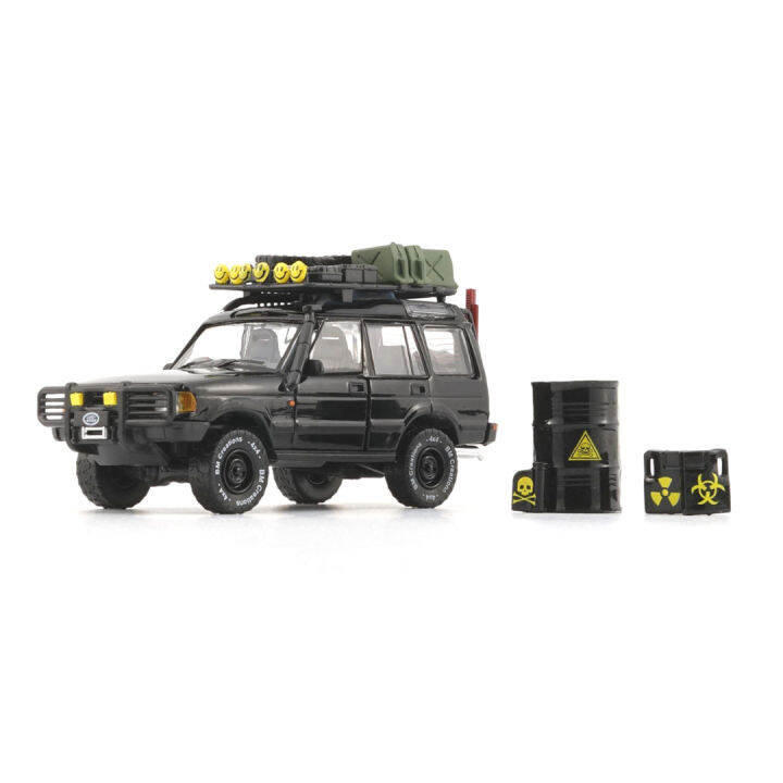 BM Creations 1/64 Land Rover Discovery 1 HAHA Smile with Accessory (LHD