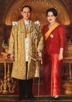 ภาพร.9 พระพันปี ภาพมงคล เสริมฮวงจุ้ย ภาพแต่งบ้าน รูปภาพติดผนัง  ขนาดภาพ15x21 (38 cm.x 53cm.)