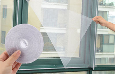 bkn มุ้งตาข่ายป้องกันยุงและแมลง สำหรับติดหน้าต่าง ขนาด130 ซม.x150 ซม DIY พร้อมเทปกาว