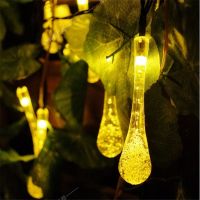 LED โคมไฟพลังงานแสงอาทิตย์กลางแจ้ง String Water Drop Christmas Bulb พร้อม8โหมดกันน้ำ Solar Garden String Lights สำหรับตกแต่งสวน