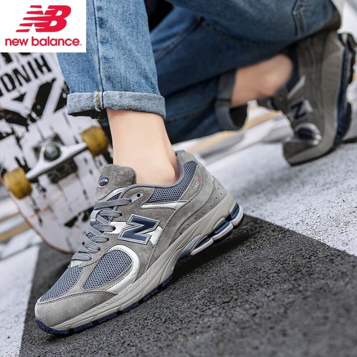original-new-balance-nb-2002r-series-รองเท้ากีฬาลำลองแบบย้อนยุคที่ทันสมัยและสะดวกสบายมีเดียมสีเทา-sneakers-รองเท้าผู้ชาย-ml2002ra