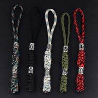 สายแลนยาร์ด lanyard พวงกุญแจ ถักด้วย paracord 4mm ร้อยลูกปัดสัญลักษณ์ไวกิ้ง 2 ลูก