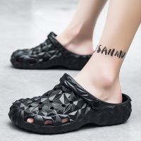 New Mens Summer Sandals Mens Outdoor Comfortable Non-slip Lightweight Hollow Hollow Breathable Durian Fashion Beach Slippers