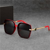 Women sunglasses oculos Classic Brand Designer Pilot Sunglasses Vintage Driving Small Bee Sun Glasses zonnebril dames