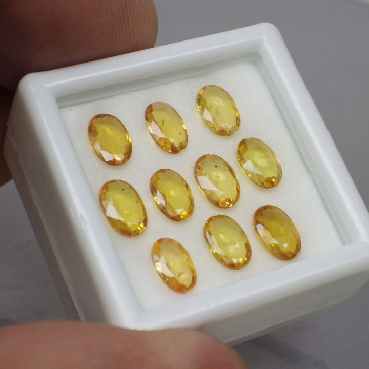 พลอย-แซฟไฟร์-ซองเจีย-แท้-ธรรมชาติ-natural-yellow-sapphire-songea-หนักรวม-4-41-กะรัต-จำนวน-10-เม็ด