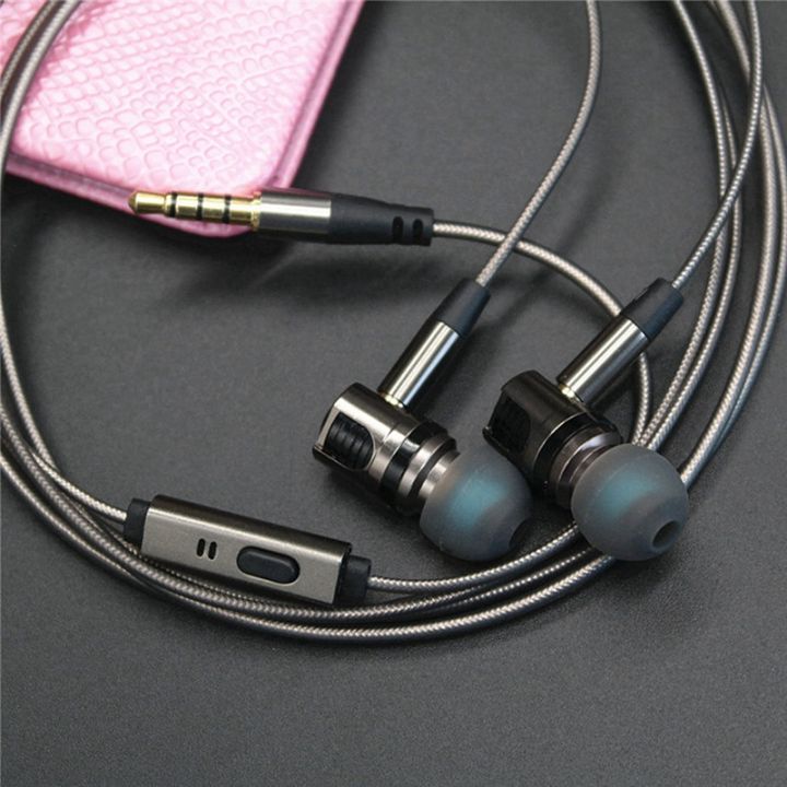 pluggable-in-ear-headset-wire-headset-detachable-headset-with-american-standard-sound-resolution-is-stable-and-clear