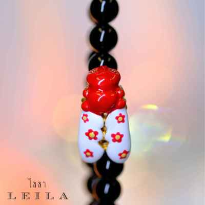 Leila Amulets แมลงภู่คำ ตาเพชร รุ่นบังเกิดทรัพย์ Baby Leila Collection รุ่น ดอกไม้ (พร้อมกำไลหินฟรีตามรูป)