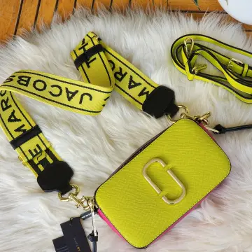 MARC JACOBS JELLY SNAPSHOT BAG IN YELLOW. AUTHENTIC