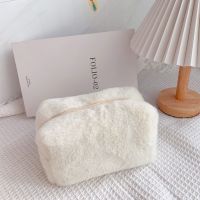 【CW】◈  Fur Makeup for Soft Organizer Young Make Up Necessaries 1 Pc Handbags