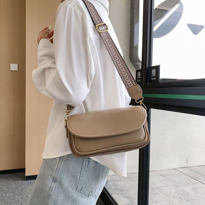 blonshe-กระเป๋าถือสำหรับผู้หญิงดีไซน์ใหม่2023-beg-ผู้หญิงกระเป๋าสะพายไหล่2023กระเป๋าสะพายผู้หญิง-beanita-viral-2023-090609