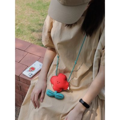 New headphone bag crossbody zero wallet mini lipstick bag ins cute flower small bag