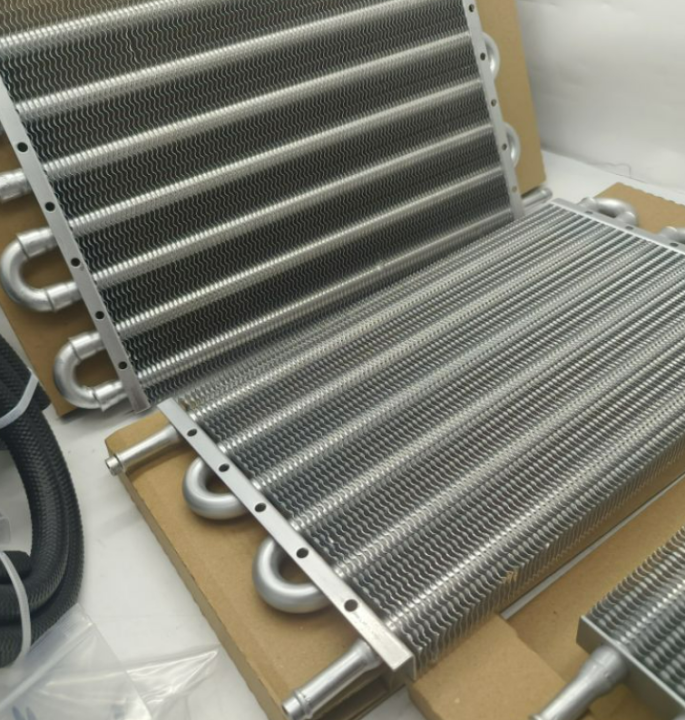 Universal Transmission Fluid Cooler Auto Gear Oil Cooler 4 / 6 rows