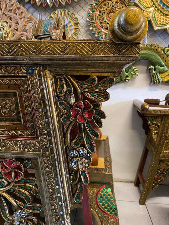 ขนาดใหญ่-โต๊ะวางพระ-กว้าง-95-x-สูง-90-ซม-ตู้ไม้แกะสลัก-สีทองโบราณ-มี-2ลาย-โต๊ะลายดอกพุด-ชั้นวางทีวี-ตู้ขาจีนโบราณ-tv-stand-wooden-table-antique