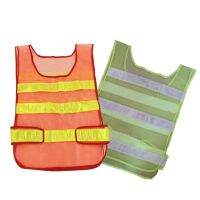 เสื้อสะท้อนแสง เสื้อเซฟตี้ Reflective Vest เสื้อกั๊กสะท้อนแสง เพื่อเพิ่มความปลอดภัยในการทำงาน มีแถบสะท้อนแสง 3 แถบ