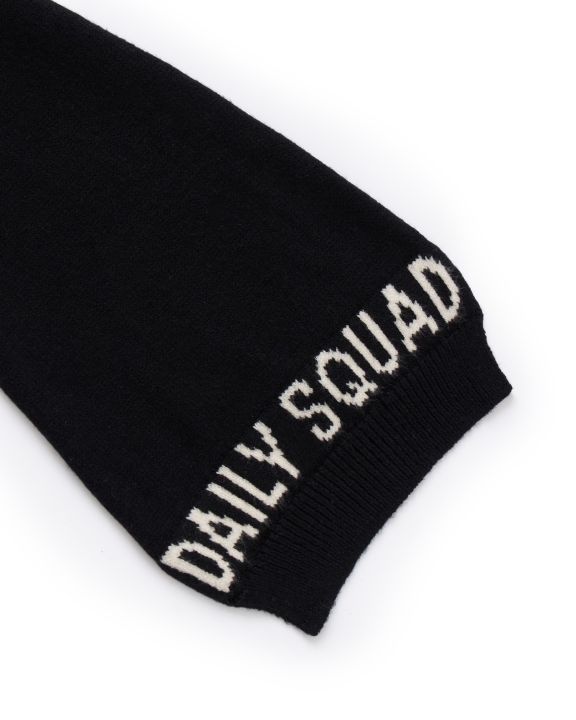 daily-squad-knit-scarf-ผ้าพันคอทอลาย-daily-squd-เนื้อนุ่ม