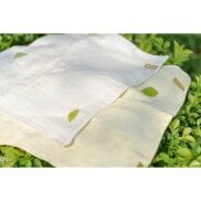 Khăn Mặt tơ tằm 3 lớp màu vàng CHẤT SILK kích thước 30x45 mềm mại 100% tự