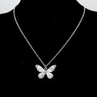 Retro Metal Big Butterfly Pendant Choker Chain Necklace for Women Silver Color Christmas Birthday Jewelry Girl Gift Fashion Chain Necklaces
