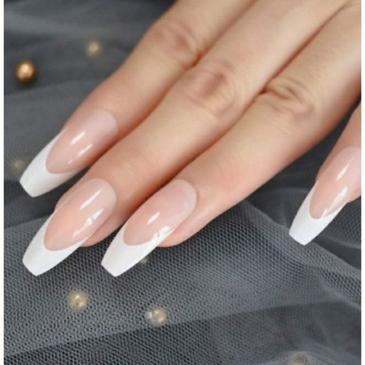 20 Mẫu nail móng tay màu trắng được yêu thích hiện nay