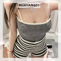 HUAYANG01 [2023 new HOT FASHION] lazlook ชุดสองชิ้นกางเกงขาสั้นถักเข้ารูปเซ็กซี่แนวสตรีทสูงใหม่ฤดูร้อน2023 + กางเกงขาสั้นลายทางสีตัดกัน