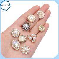 WENYA 10PCS งานฝีมือ DIY รูปดอกไม้ เครื่องประดับหมวก เครื่องประดับศีรษะ ปุ่ม Rhinestone กิ๊บติดผมไข่มุก กระดุมมุก