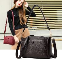 [COD] women 2022 spring new fashion middle-aged ladies bag simple large capacity shoulder Messenger female