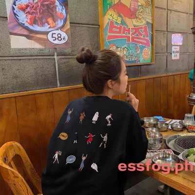 Ready Stock ADER 2022 New Style Cartoon Character Print Embroidered Round Neck Sweatshirt Men Women Same Stre