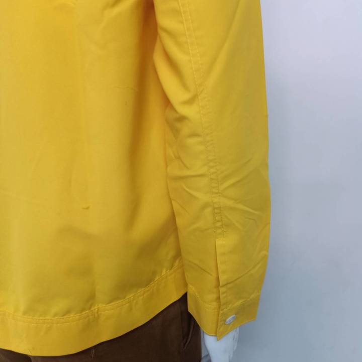 เสื้อแจ็คเก็ตกึ่งสูทสีเหลือง-ใส่ได้-ชาย-หญิง-ซิปหน้า-คละไซร์งานผลิตในไทยจากโรงงานครบวงจร