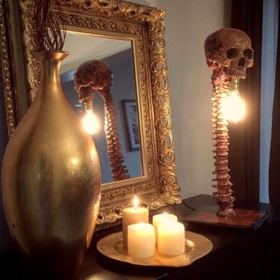 Halloween Skull Skeleton Lamp Horror 3D Statue Table Lamp Creative Party Ornament Prop Scary Prop for Home Bedroom Decor