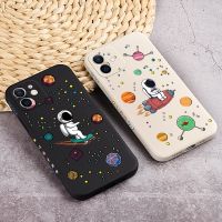 [Hot K] กรอบลายดาวเคราะห์ซิลิโคนสำหรับ Iphone 13 12 14 11 Pro Max เคสโทรศัพท์วาดรูปนักบินอวกาศการ์ตูนสำหรับ iPhone XS MAX XR X 7 8 6S Plus SE