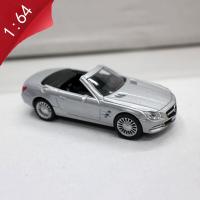 สัดส่วน1:64โมเดลรถโลหะผสมฉีดหล่อขึ้นรูปขนาดเล็ก C-Class SL รถยนต์พาหนะโมเดลของขวัญของเล่นเด็กเก็บการตกแต่งบูติก