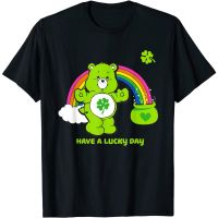 เสื้อยืดคอกลมใส่สบายๆสินค้ามาใหม่Bear ฤดูร้อนmen disney  Care Bears Have A Lucky Day T-Shirt เสื้อยืดแฟชั่นคอกลม สบายๆ ผ้าฝ้าย100% S-5XL