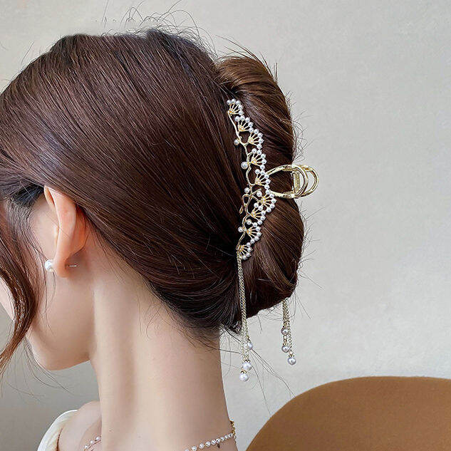 2022 Fashion Shiny Hair Clip Women Hair Claw Metal Rhinestone Pearl Tassel Retro Luxury Shark Clip for Girl Hair Accessories | Lazada 2022 Fashion Shiny Hair Clip Women Hair Claw Metal Rhinestone Pearl Tassel Retro Luxury Shark Clip for Girl Hair Accessories | Lazada