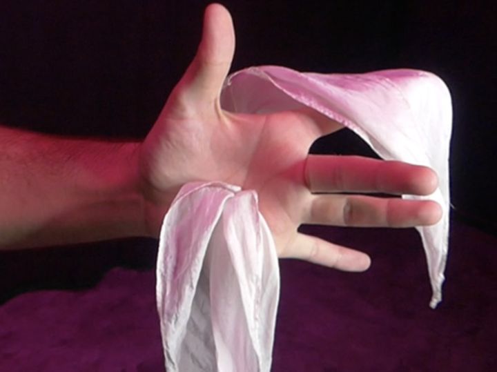 cw-the-silk-by-jokers-close-up-tricks-to-do-gimmick-magicians-gag-prop-tools-horror