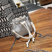 แฟชั่นเพชรถังกระเป๋าสะพายโซ่ผู้หญิงเงา R Hinestones Drawstring C Rossbody Totes กระเป๋าถือเลดี้งานแต่งงานกระเป๋า